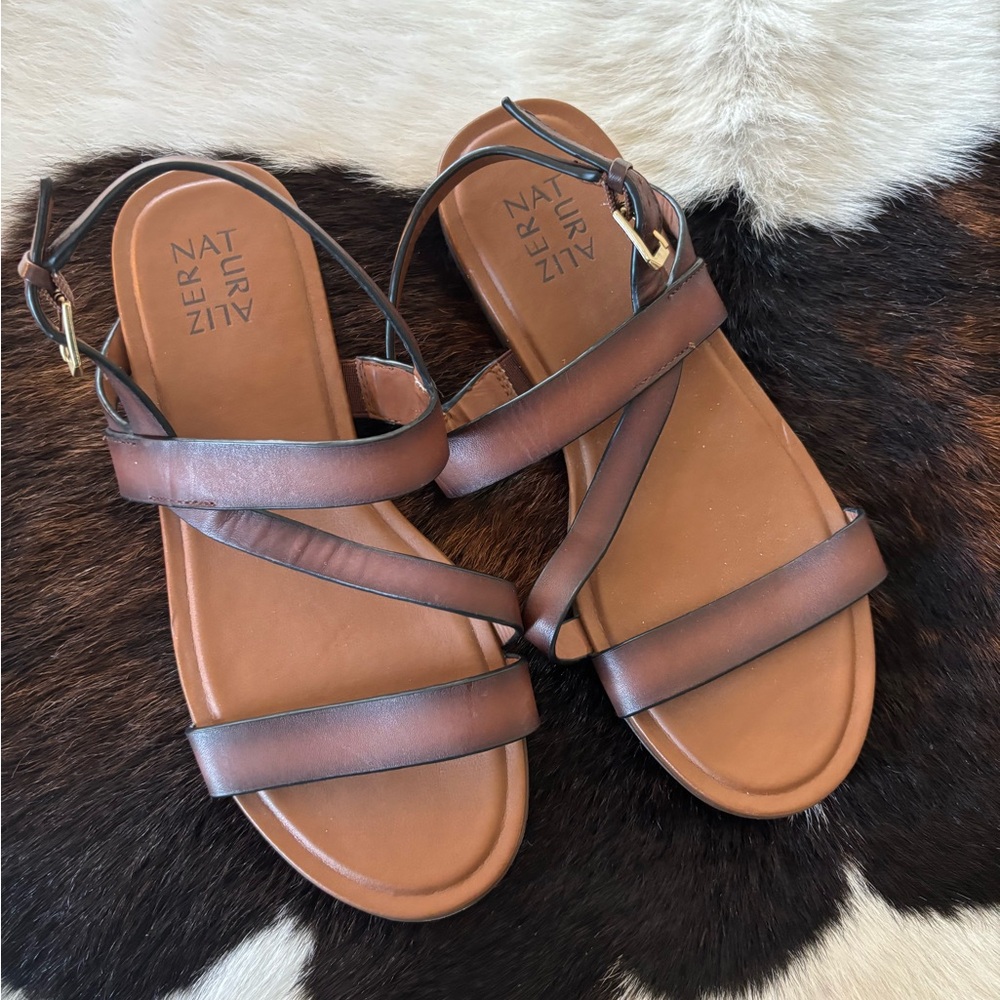 Naturalizer Women's Tan Strappy Sandals